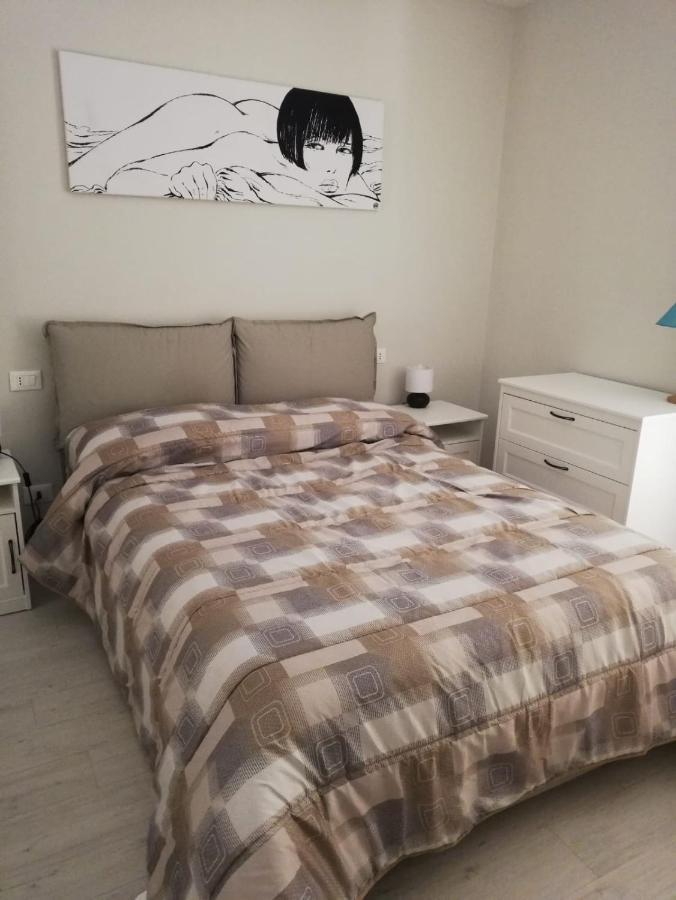 Rosso Tramonto Luxury-White- Ladispoli, Lungomare Regina Elena 58 Villa Bagian luar foto
